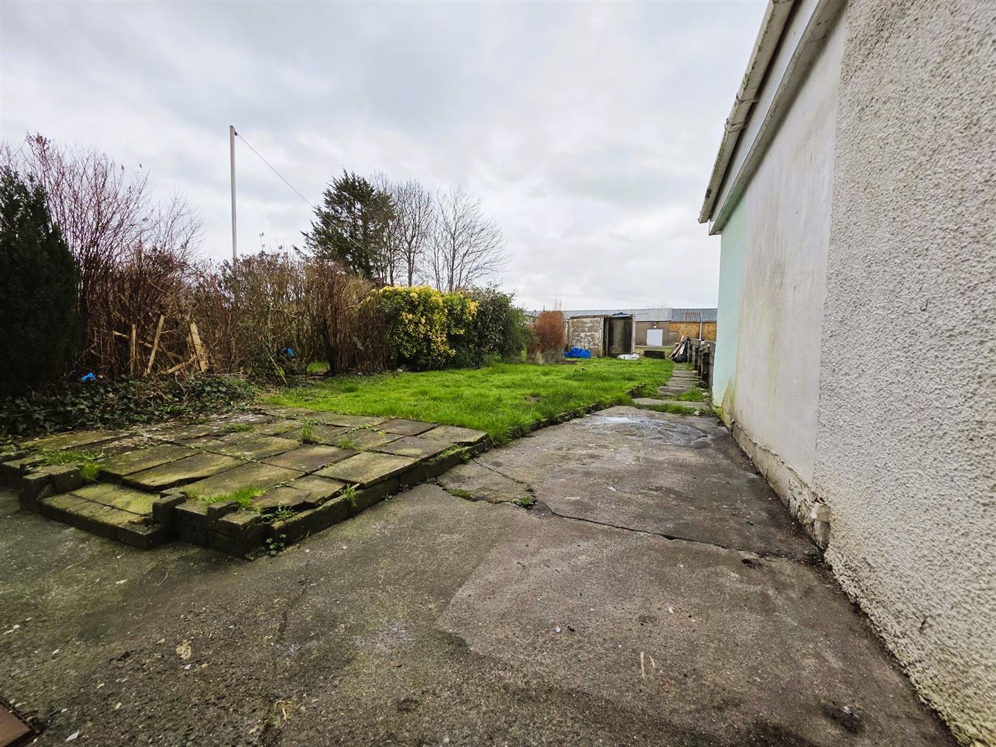 Afon Road, Llangennech, Llanelli, SA14 8TS